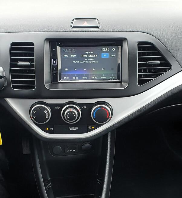 Toyota Yaris Oryginalny lakier/Podgrzewana kierownica+fotele/Alufelgi Przyszowice - zdjęcie 7