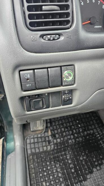 Suzuki Grand Vitara 2.0B 3d | Unikalny środek Sosnowiec - zdjęcie 7