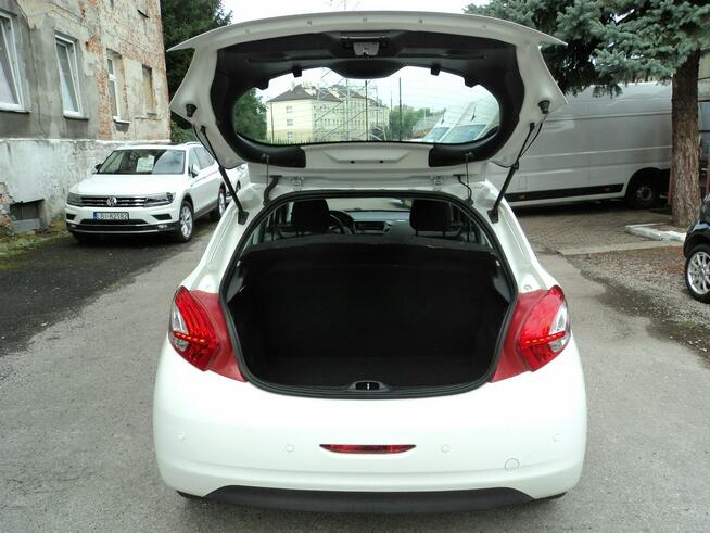 sprzedam  peugeota 208 1.4 HDI Lublin - zdjęcie 6
