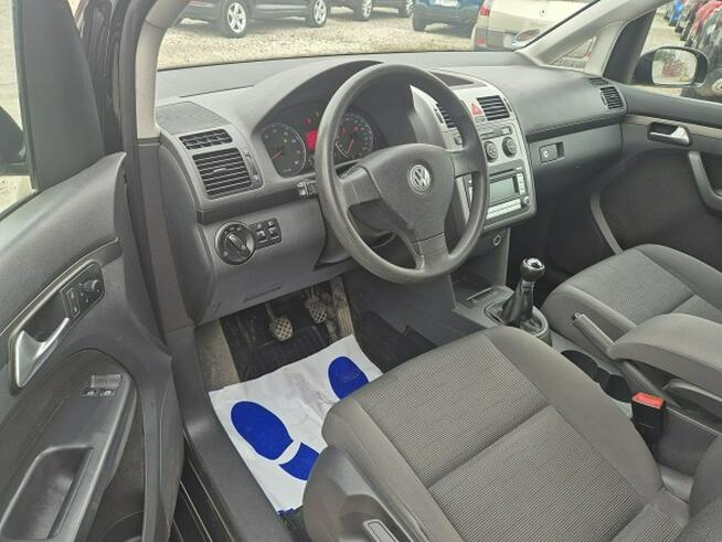 Volkswagen Touran 1,6Mpi* Klimatronik* Mały przebieg Bydgoszcz - zdjęcie 11