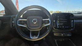 Volvo XC 40 biała perła  R design Lębork - zdjęcie 9