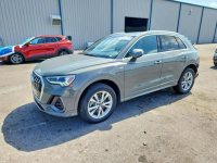 Audi Q3 Bogata wersja wyposażenia / S-Line / niski przebieg