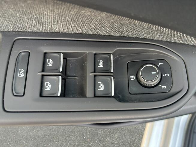 Volkswagen Golf 2.0 TDI Life! Z Polskiego Salonu! Faktura VAT! Warszawa - zdjęcie 11