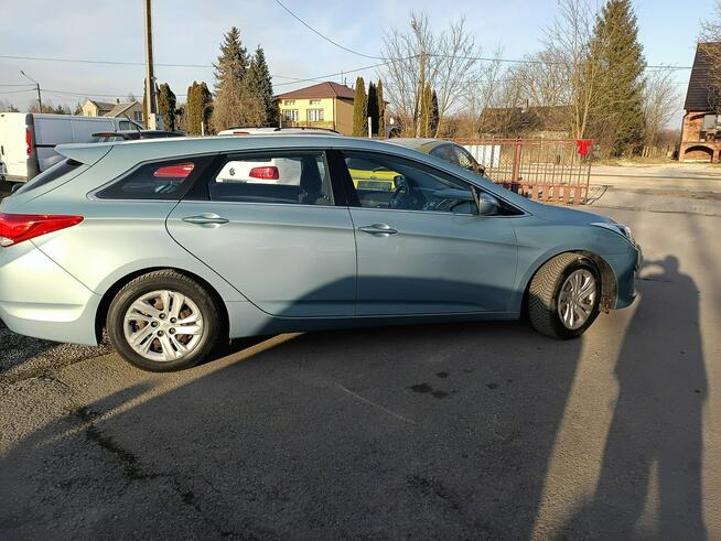 Śliczny Hyundai i40 Fajna wersja Policzna - zdjęcie 1