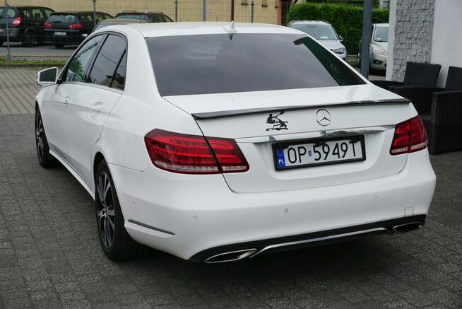 Mercedes E 220 polski salon Opole - zdjęcie 7