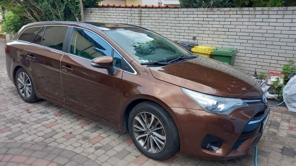sprzedam toyota avensis Wola - zdjęcie 1