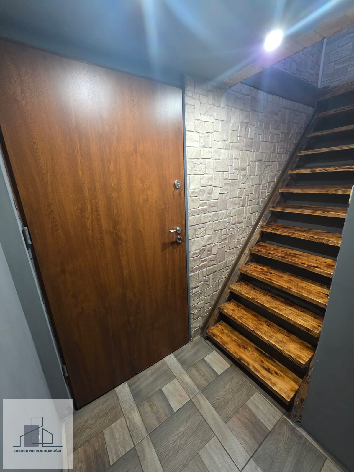 Dom całoroczny 55 m² plus 43 m2podpiwniczony |działka 602 m² | las Poddębie - zdjęcie 10