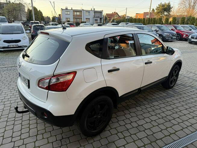 Nissan Qashqai Rej.02.2014  1,6 117  Klimatyzacja  Koła lato+zima Orzech - zdjęcie 6