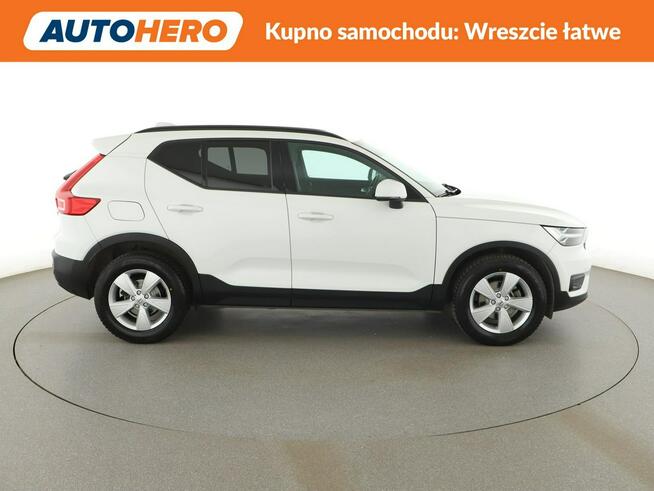 Volvo XC 40 automat, virtual, full led, niski przebieg, kamera, pdc Warszawa - zdjęcie 9