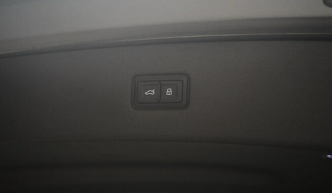 Audi Q7 3.0TDI 231KM Quattro S-line Matrix Kamera Dociągi Pakiet Czerń Kielce - zdjęcie 12