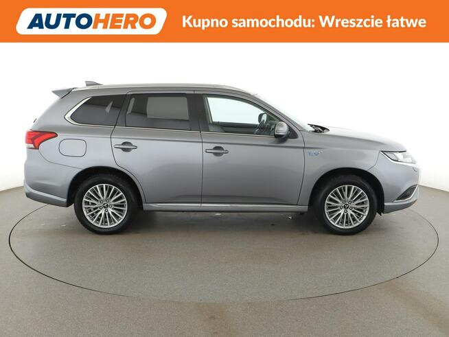 Mitsubishi Outlander PHEV, Automat, 4x4, Kamera, Navi, Pofg.fotele, Warszawa - zdjęcie 9