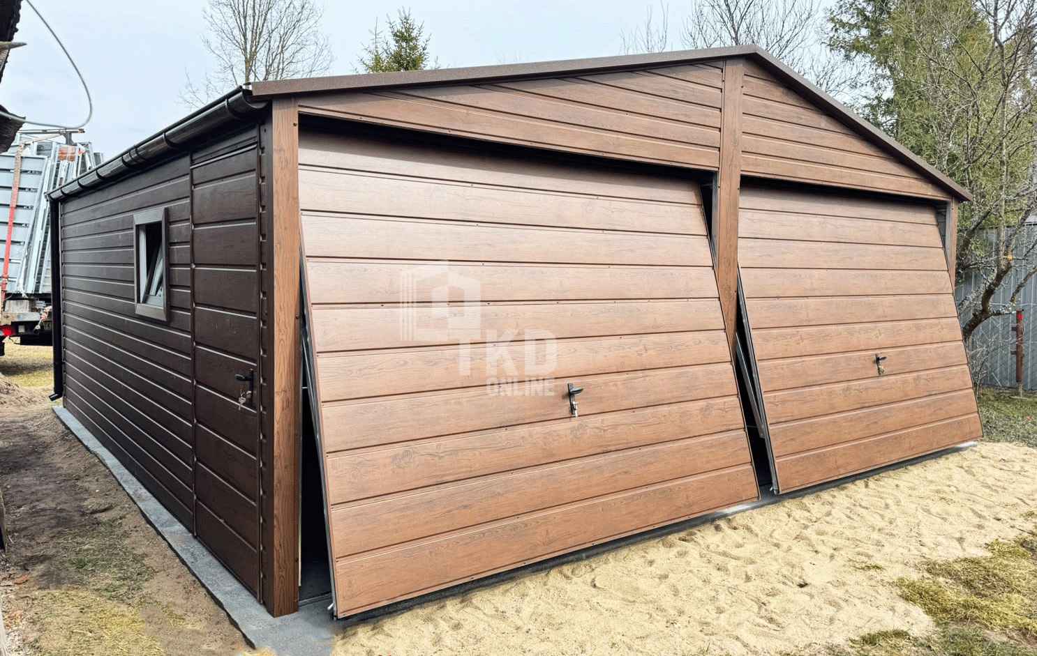 Garaż blaszany 6x6 m - 2x brama uchylna 2x okno rynny dach TKD463 Świnoujście - zdjęcie 2