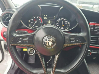 Alfa Romeo Giulia Wersja TI / 4x4  / niski przebieg Warszawa - zdjęcie 9