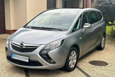 Opel Zafira Tourer Cosmo 2.0CDTI 130KM 7Osbowa Panorama 2XPDC Oplacona Wrocław - zdjęcie 2