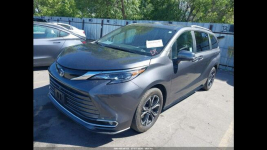 Toyota Sienna PLATINIUM / AWD / Hybryda