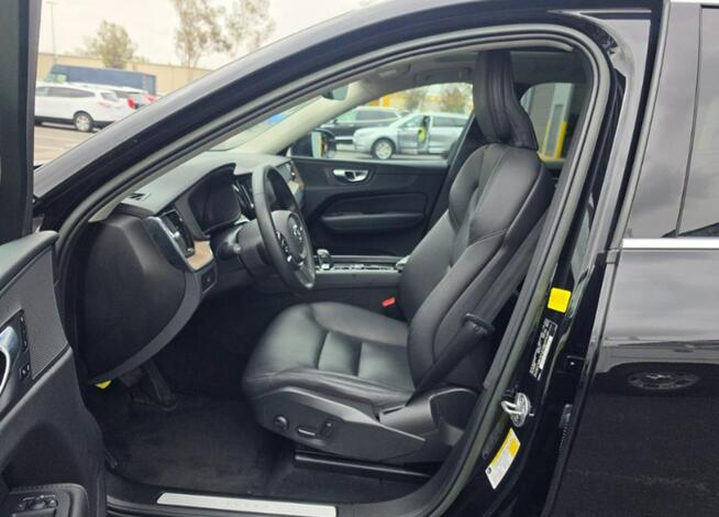 Volvo XC 60 Bogata wersja wyposażenia / AWD / B5 / niski przebieg Chwaszczyno - zdjęcie 7