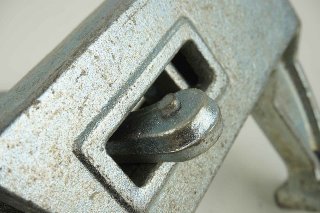 Zamek szalunkowy typ DOKA Bałuty - zdjęcie 2