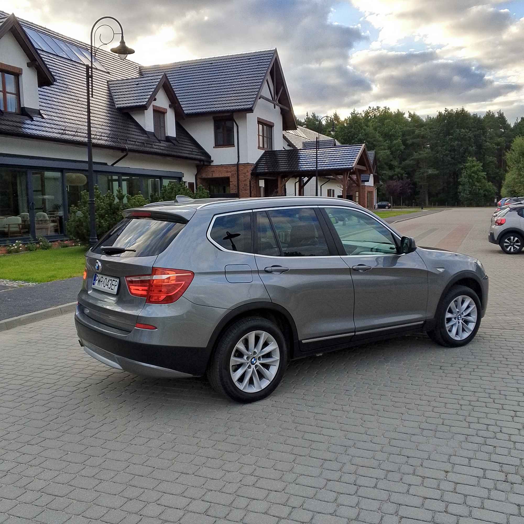 Sprzedam BMW X3 full opcja Września - zdjęcie 4