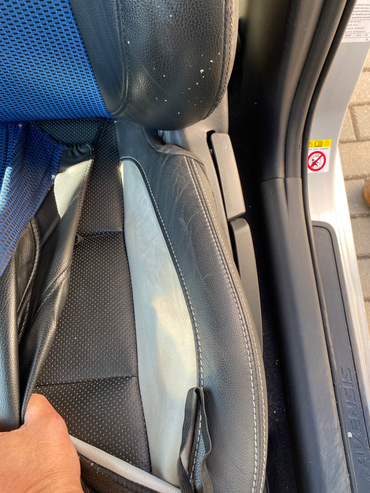 Sprzedam Toyota avensis t 29 1,8 sedan z 2018 Rzepin - zdjęcie 4