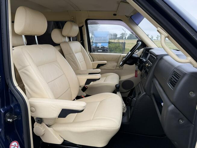 Volkswagen Multivan 2.5 TDI 151KM ProjektZWO Business Ocice - zdjęcie 7