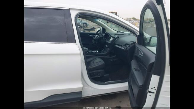 Ford EDGE TITANIUM / AWD / niski przebieg Chwaszczyno - zdjęcie 9