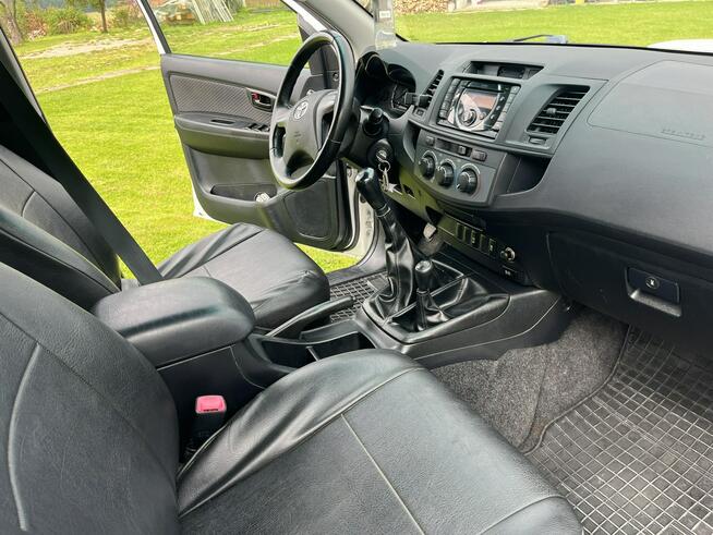 Toyota Hilux Zagnańsk - zdjęcie 9