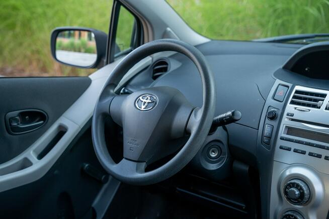 Toyota Yaris Krajowy Czujniki parkowania FV23% Bezwypadkowy Kraków - zdjęcie 7