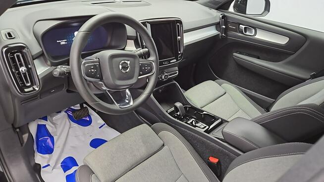 Volvo XC 40 B3 Plus Dark aut ! Z Polskiego Salonu ! Faktura VAT ! Warszawa - zdjęcie 9
