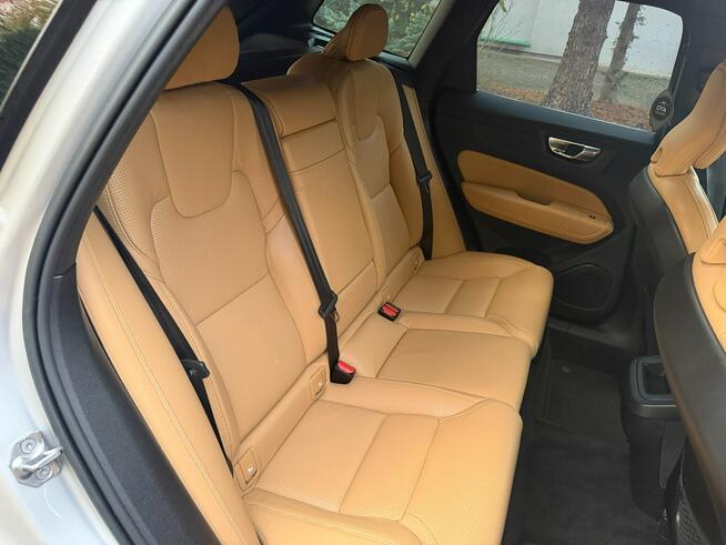 Volvo XC60 B4 197 KM 4x4 Inscription | Krajowy | Serwis | Bezwypadkowy Szczecin - zdjęcie 12