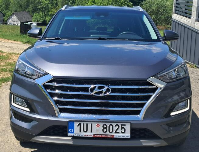Hyundai Tucson 1.6 Benzyna 177 KM Automat 4x4 Cisiec - zdjęcie 2