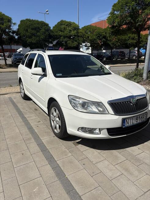 Skoda Octavia 1.9 TDI 2010 Kombi Gdańsk - zdjęcie 5