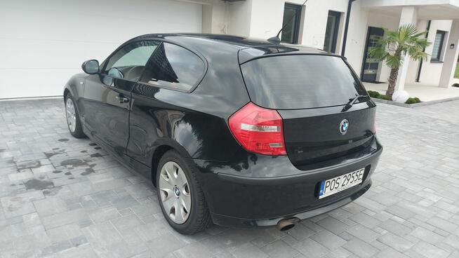 BMW seria 1 2010 rok 2.0 benzyna E81 Płock - zdjęcie 3