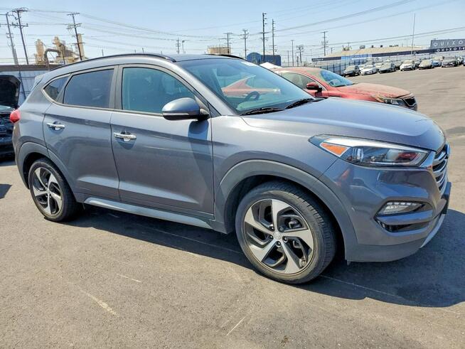 Hyundai Tucson LIMITED / AWD / niski przebieg Wrocław - zdjęcie 1