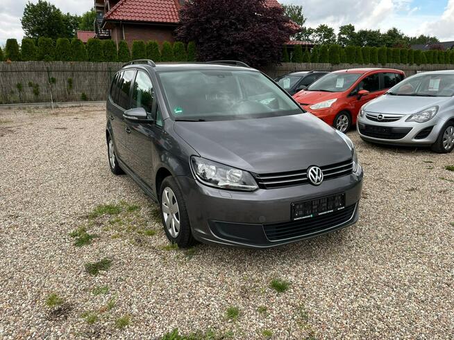 Volkswagen Touran 1,6 Diesel 105KM ładny zadbany samochód Białogard - zdjęcie 4
