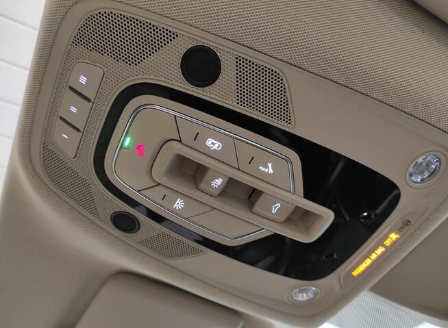 Audi Q5 2.0TDI / panorama / dynamiczne kierunki / 83 000 km Warszawa - zdjęcie 12