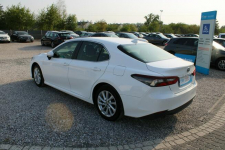 Toyota Camry 2.5 Hybrid e-CTV Comfort F-vat Kamera Gwarancja Warszawa - zdjęcie 8