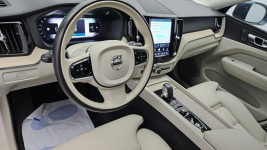 Volvo XC 60 B4 B Plus Bright aut ! Z Polskiego Salonu ! Faktura VAT ! Warszawa - zdjęcie 9