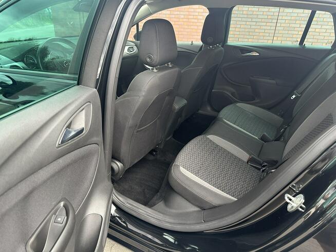 Opel Astra Sports Tourer 1,2 Turbo Jak Nowy Serwisow Bydgoszcz - zdjęcie 6