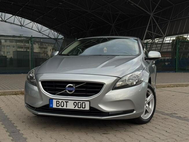 Volvo V40 D3 Summum Manual Klima  Nawigacja Kamera Serwis 2 Klucze Ostrów Mazowiecka - zdjęcie 7