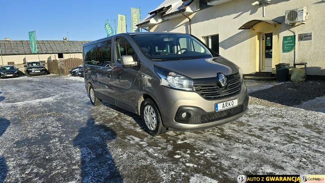 Renault Trafic 9 miejsc, 2 komplety kół Zieleniewo - zdjęcie 1