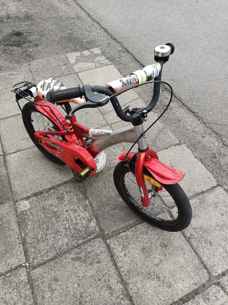 Rowerek dziecięcy Police - zdjęcie 1