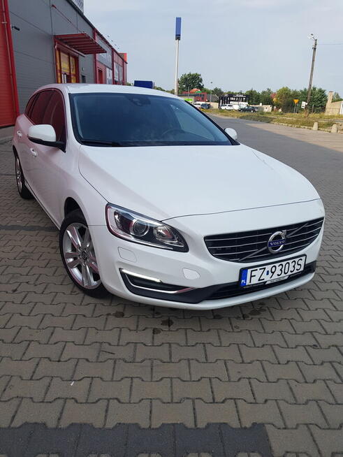 VOLVO V60 D3 2017 salon Polska Brzeg - zdjęcie 4