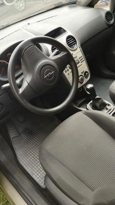 OPEL CORSA D 1.2 BENZYNA, I WŁ, NISKI PRZEBIEG, KLIMATYZACJA Stalowa Wola - zdjęcie 4