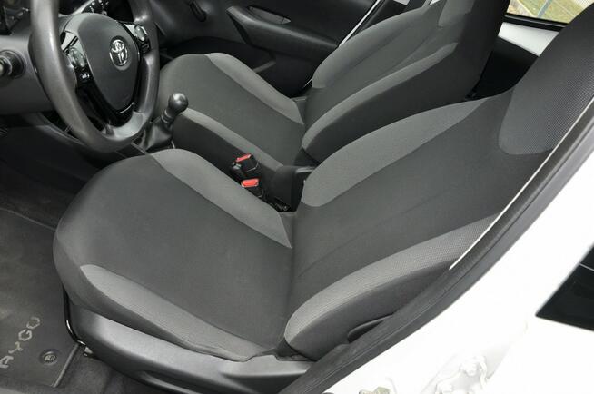 Toyota Aygo 1.0 Benzyna 72KM Klimatyzacja LED Salon Polska FV 23% Stalowa Wola - zdjęcie 12