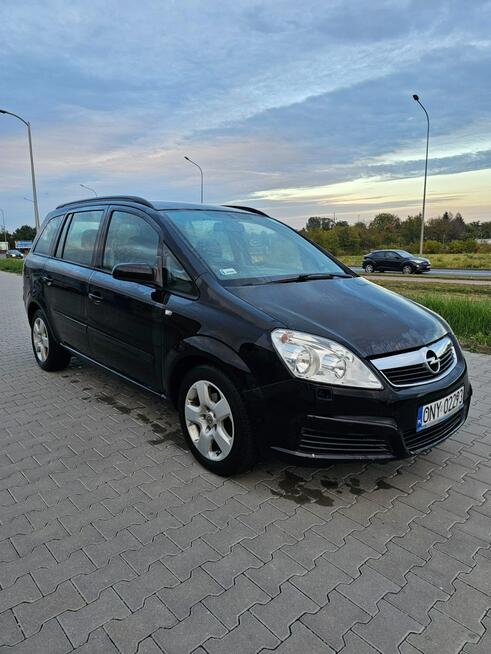 Opel Zafira Benzyna 1.6 - 7 osobowy - oplaty 2027 Głogów - zdjęcie 3