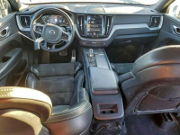 Volvo XC 60 / PLUG-IN / 4x4 / Bogate wyposażenie / Tarnów - zdjęcie 7