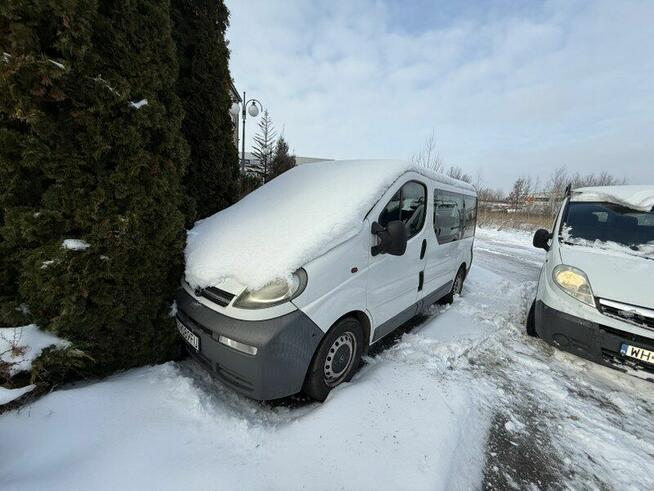 OPEL VIVARO 2005 r. WZ089FU od syndyka Warszawa - zdjęcie 2