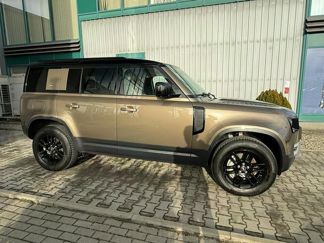 Land Rover Defender First Edition. 110 3.0 P400 KM. Bezwypadkowy Węgrzce - zdjęcie 4