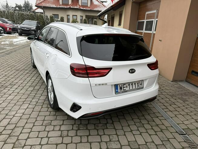 Kia Cee'd 1,4 T-GDI 140KM  Automat  CarPlay  Kamera Orzech - zdjęcie 9