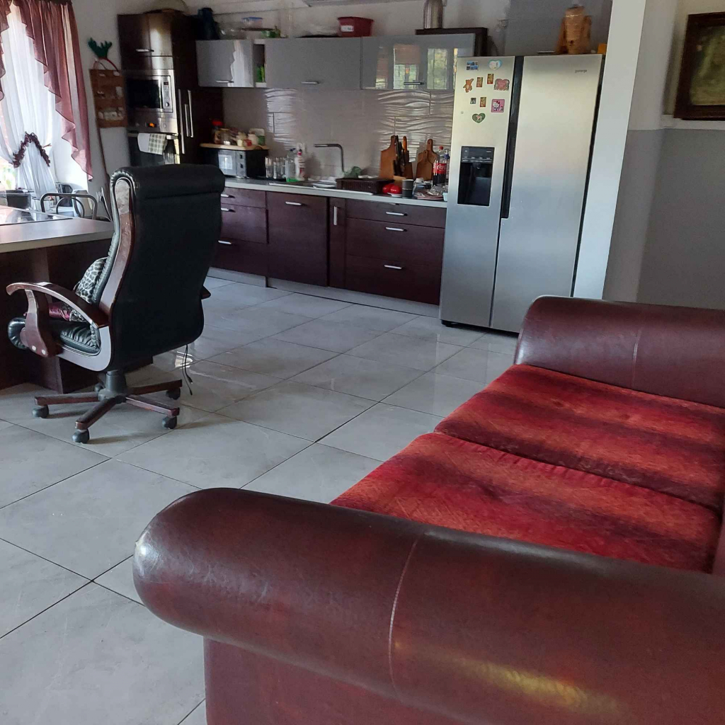 Nieruchomość komercyjna 1850m2 na działce 4,8ha w tym 4 mieszkania Tuczno - zdjęcie 11